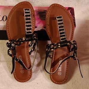 NIB Loco Loco women's black sandals size 10